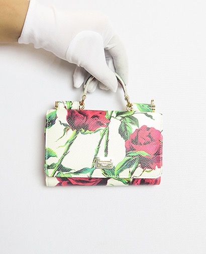 Sicily Wallet on Chain Bag, front view